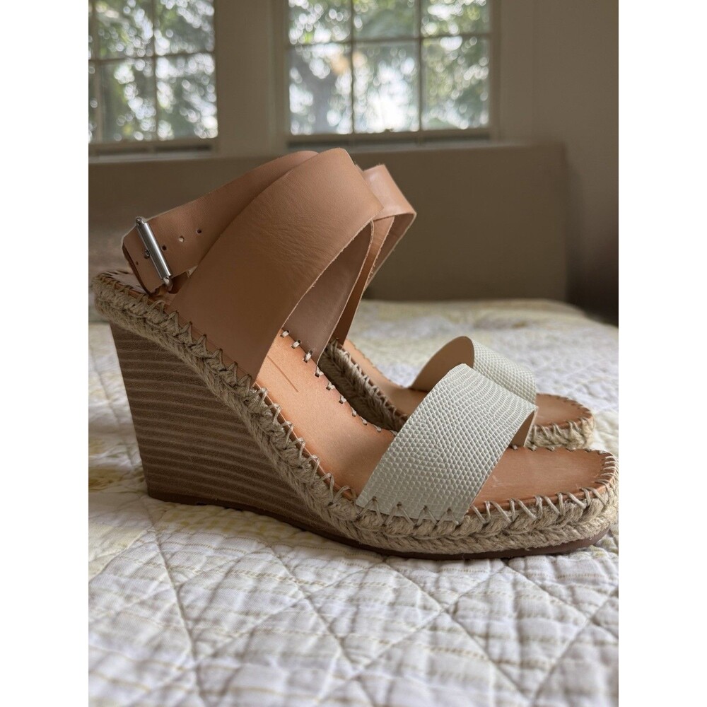 Dolce Vita Women’s Two Tone Wedge Sandals Size 11 NWOT Summer Casual Wedges